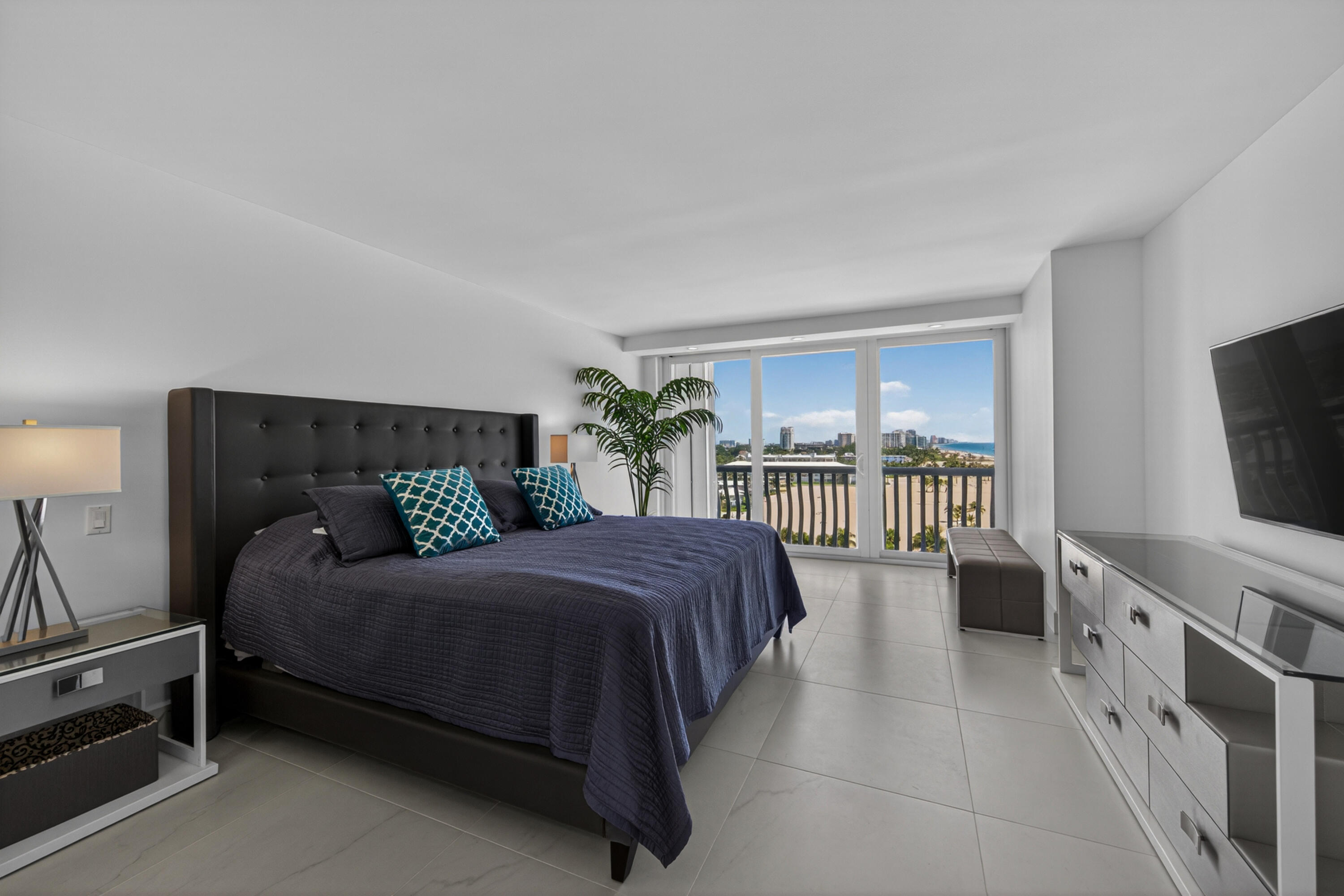 POINT OF AMERICAS PHASE II CONDO - Residential