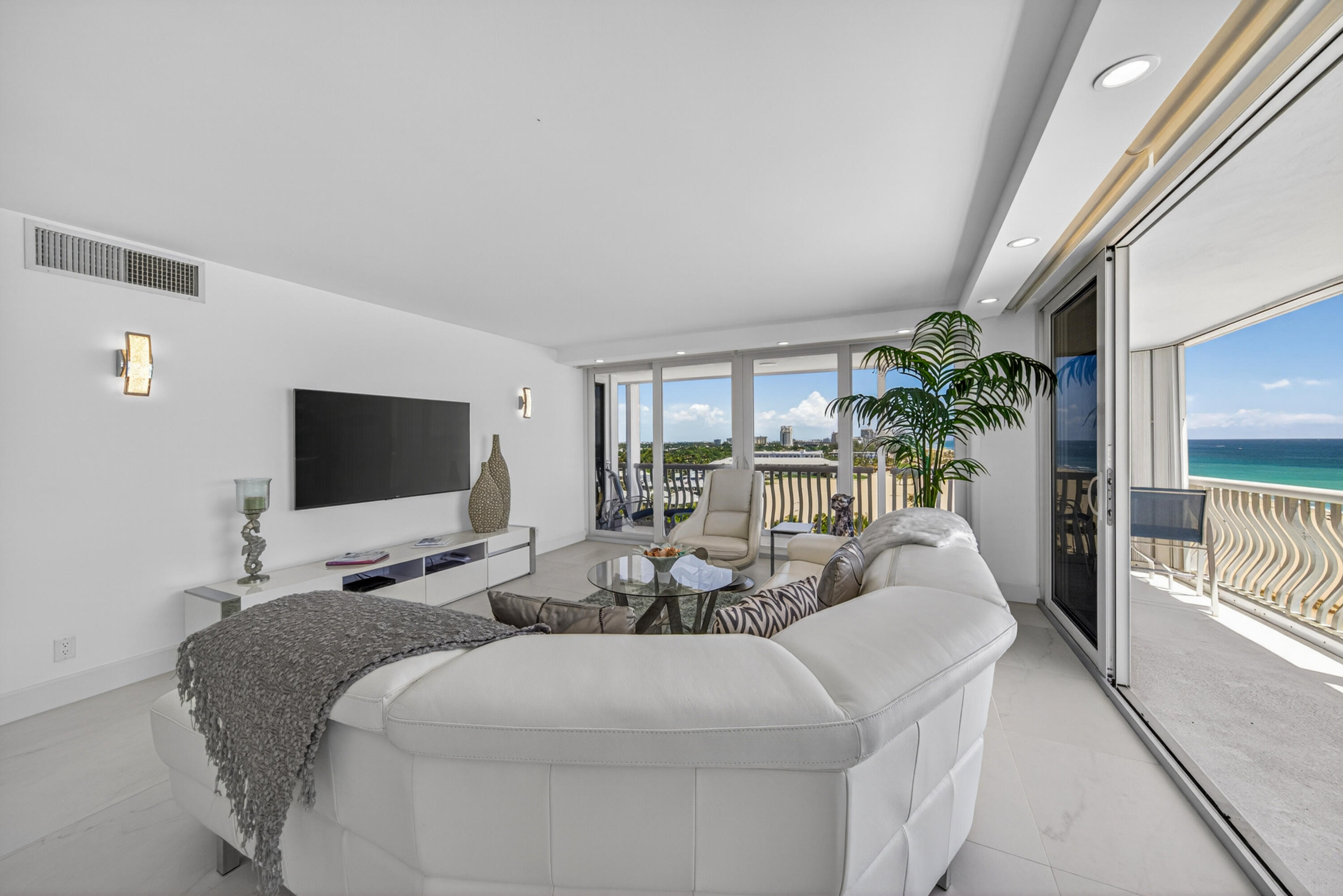 POINT OF AMERICAS PHASE II CONDO - Residential