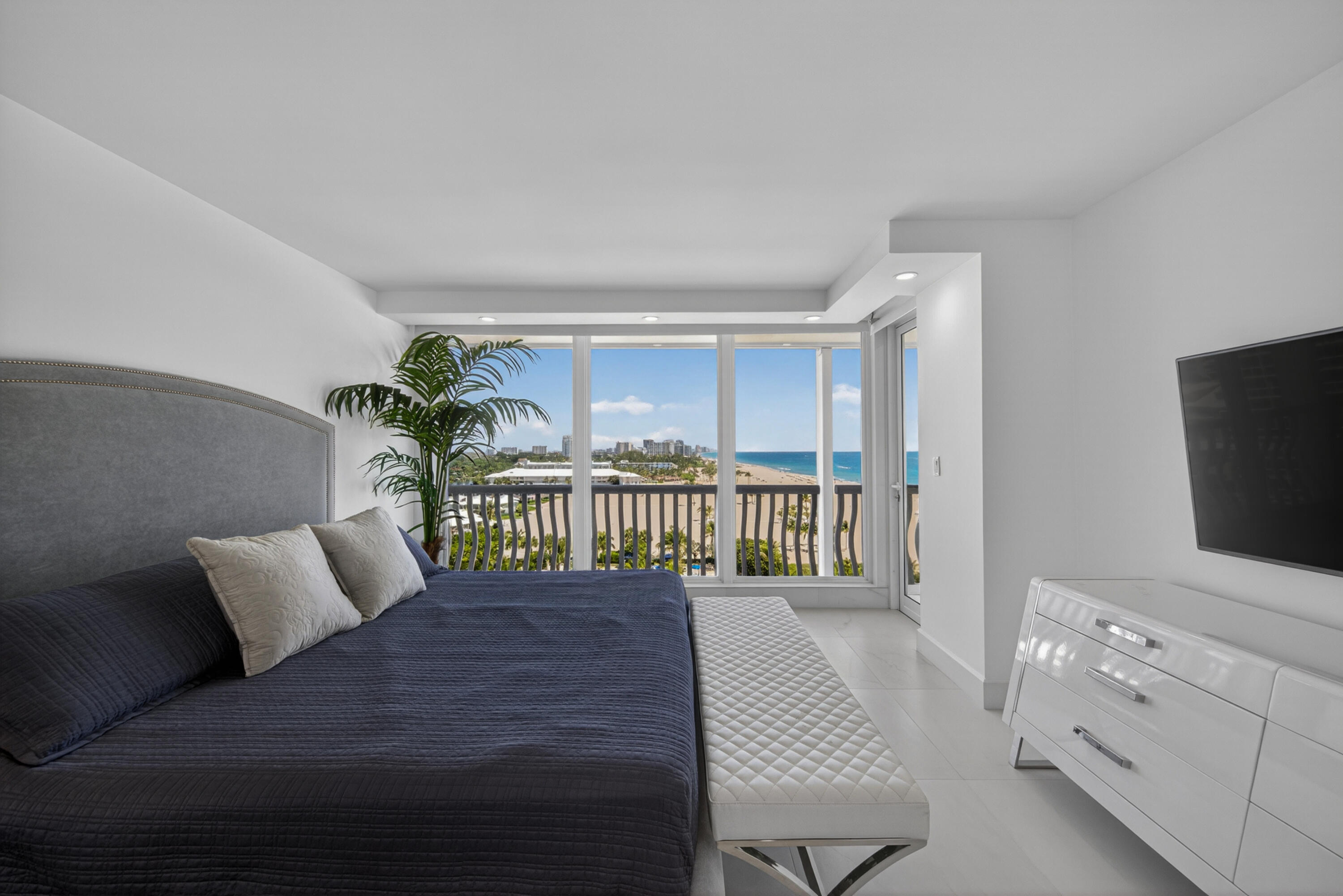 POINT OF AMERICAS PHASE II CONDO - Residential
