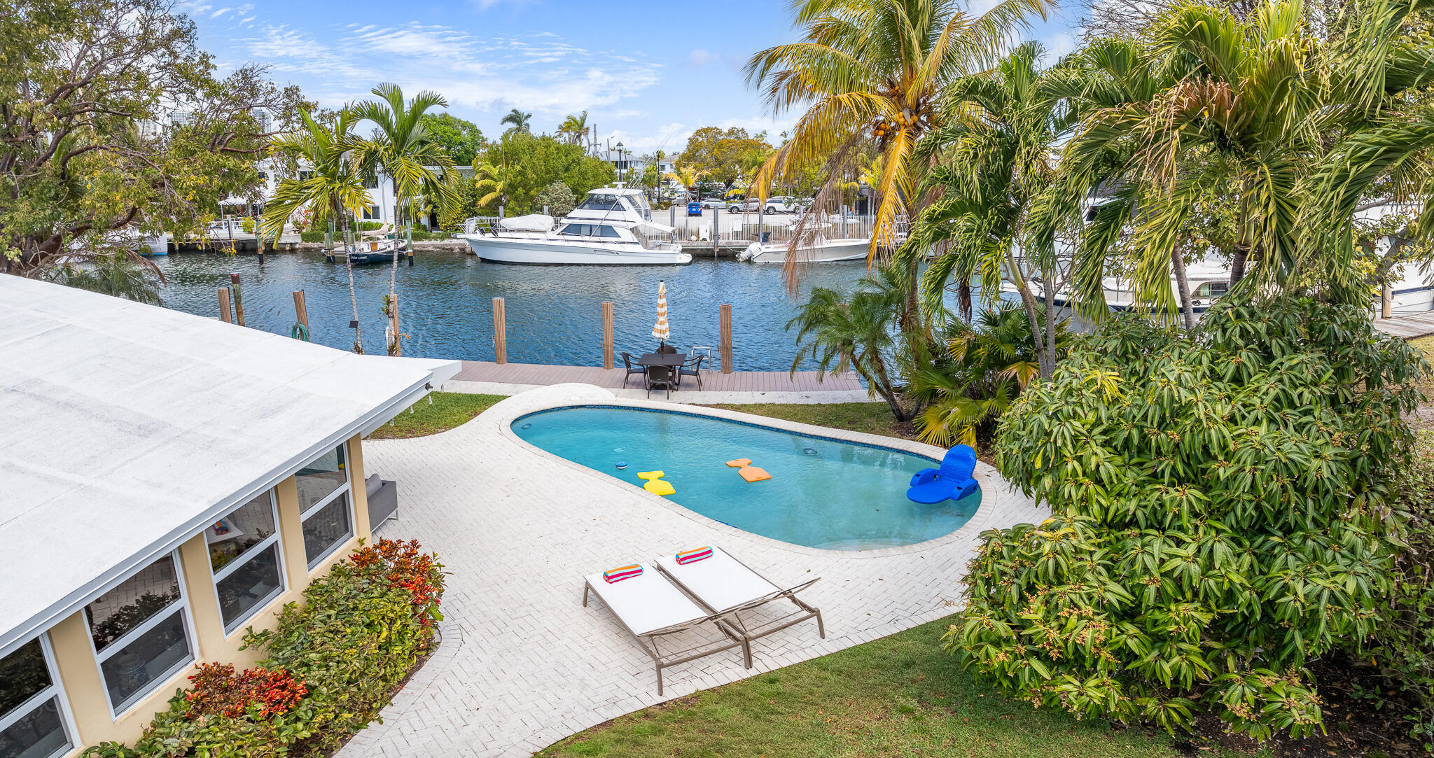 LAUDERDALE HARBORS SEC A RESUB - Residential