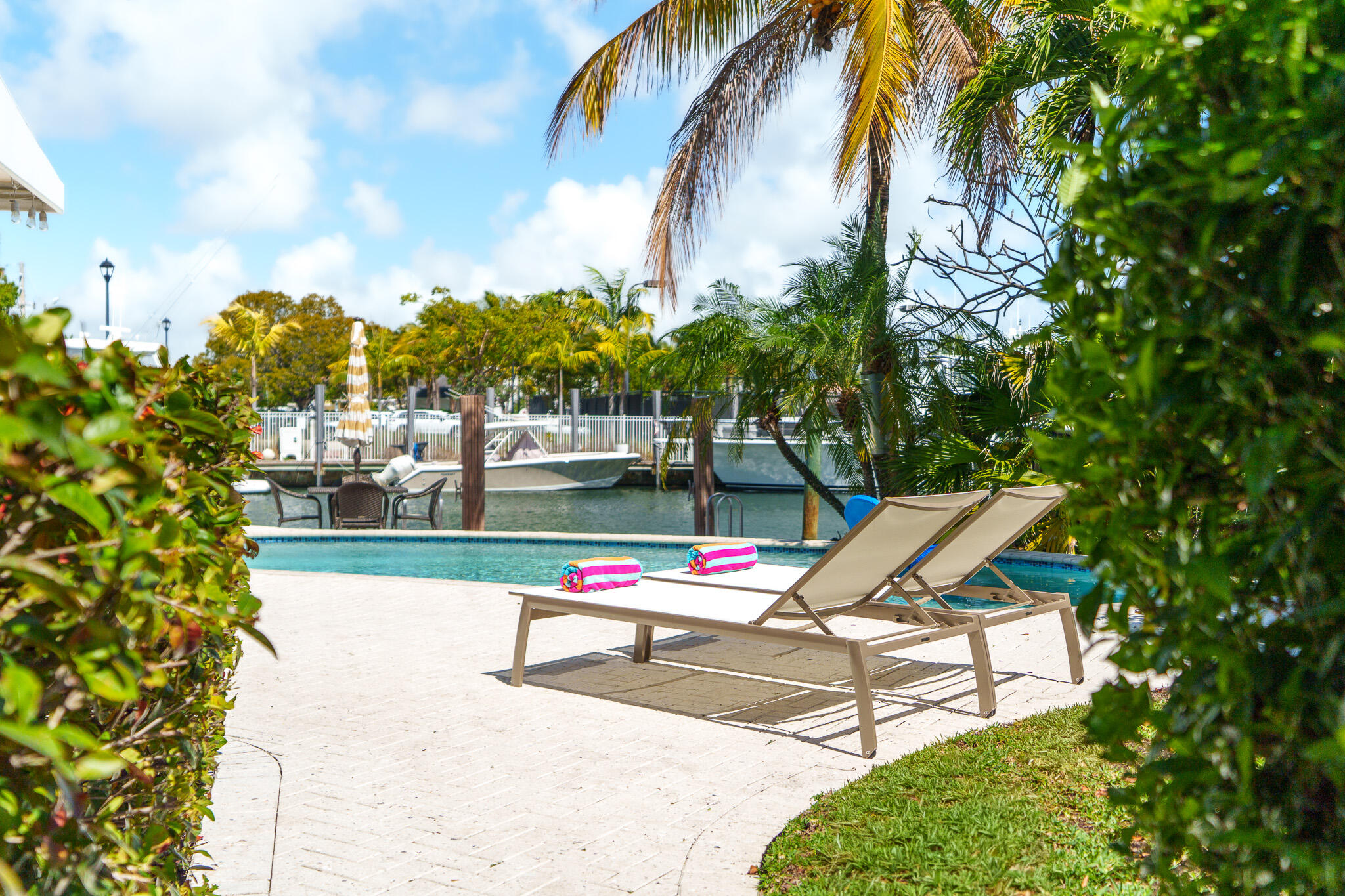LAUDERDALE HARBORS SEC A RESUB - Residential