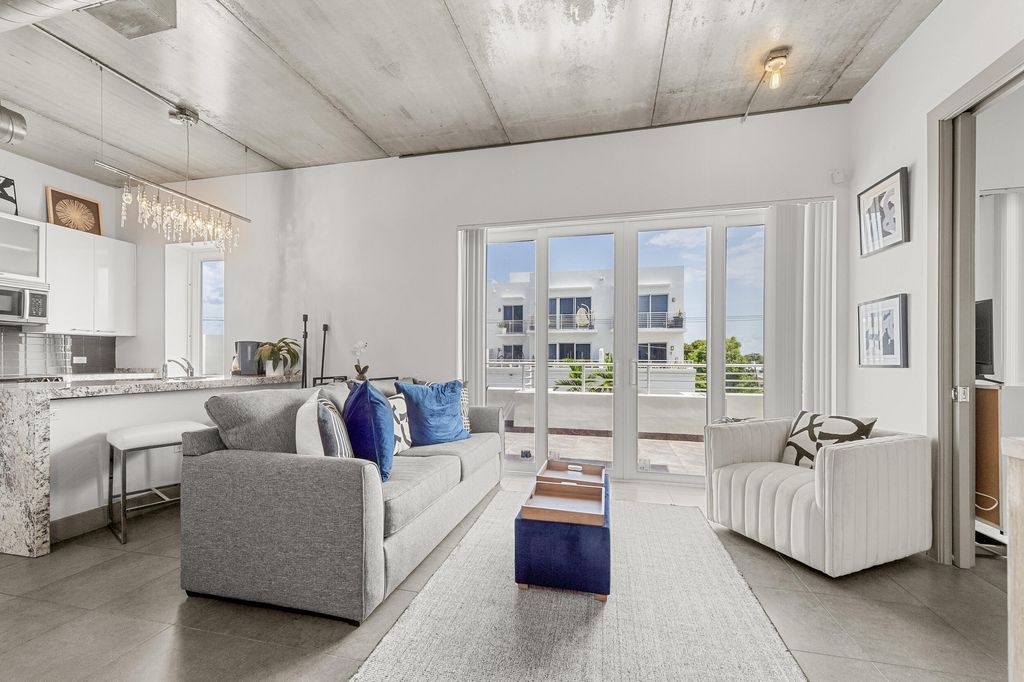 Photo of 111 SE 2nd Street #302, Delray Beach, FL 33444 (MLS # B26033760)