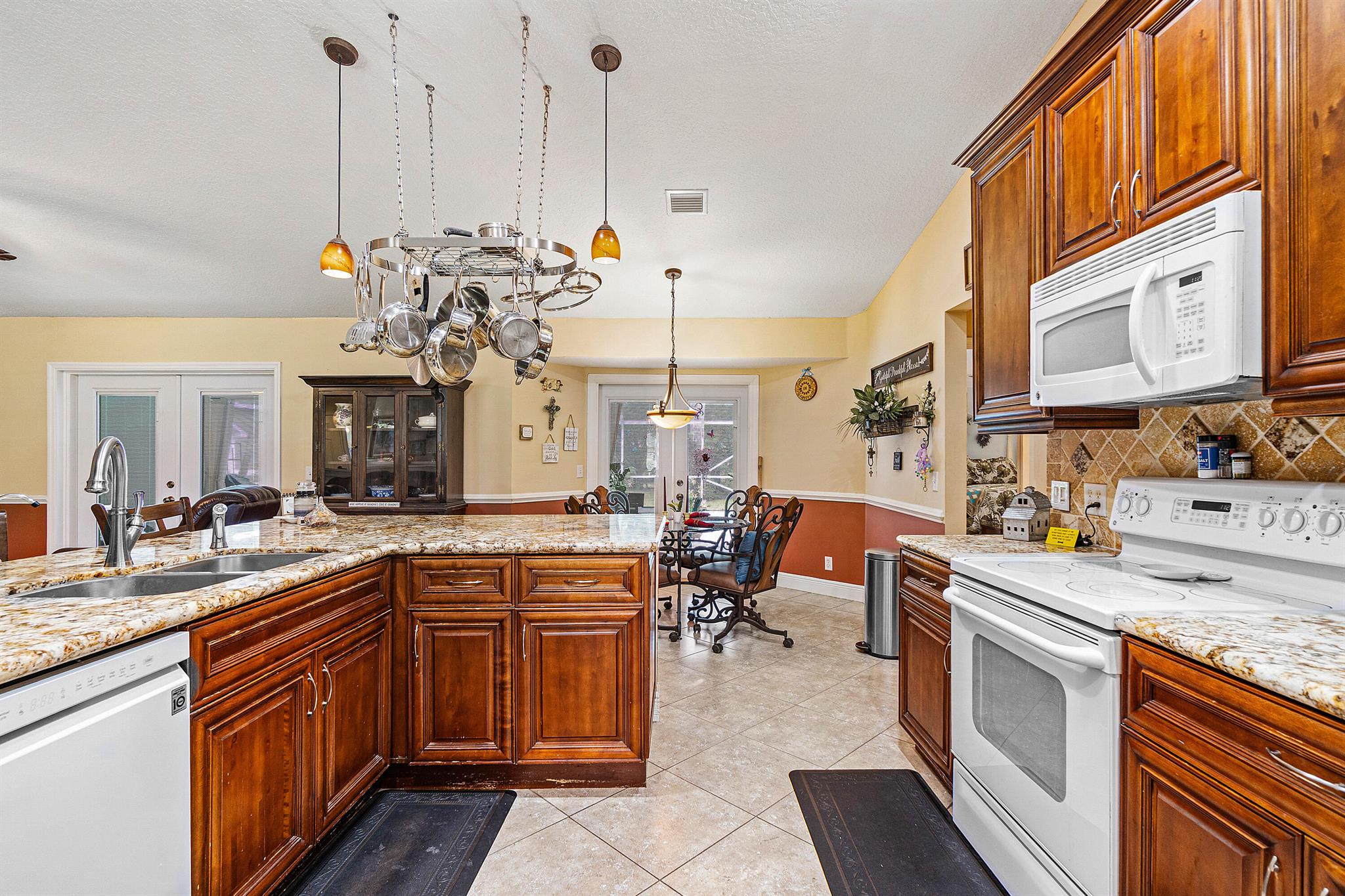 18429 49th Street N