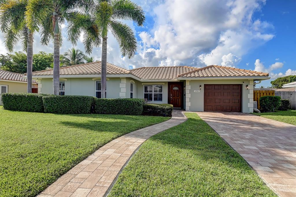 BOCA SQUARE - Residential