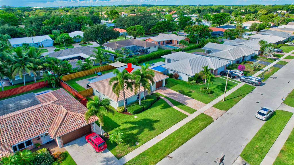 BOCA SQUARE - Residential