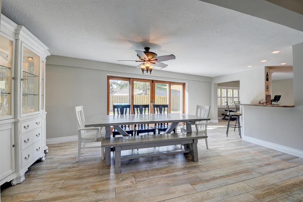 BOCA SQUARE - Residential