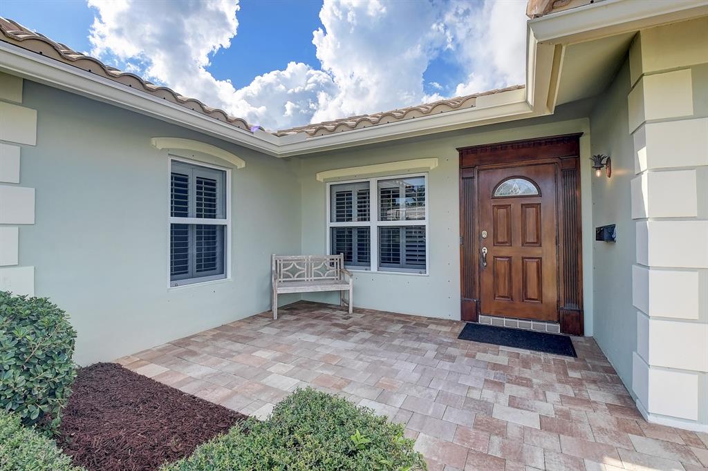 BOCA SQUARE - Residential