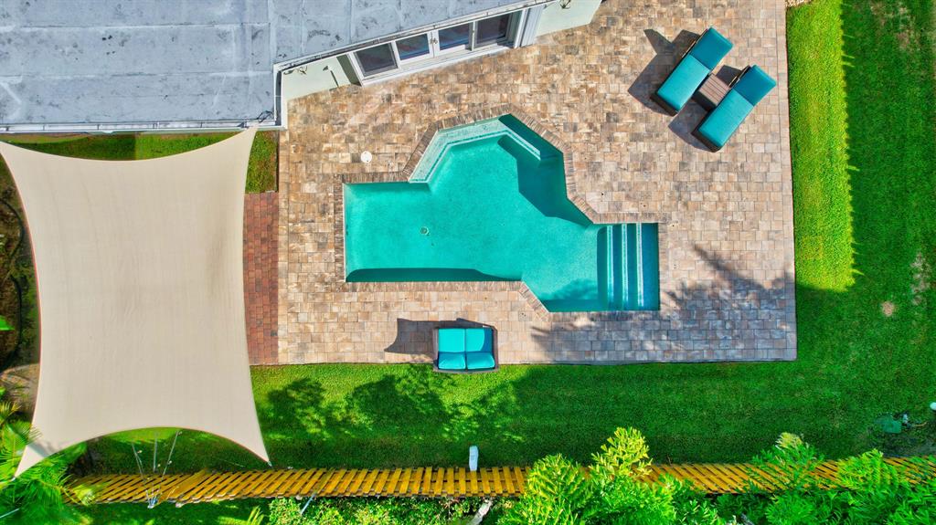 BOCA SQUARE - Residential