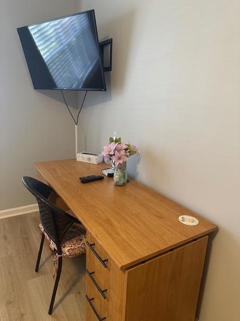 CASTLE PINES CONDOMINIUM - Residential Lease