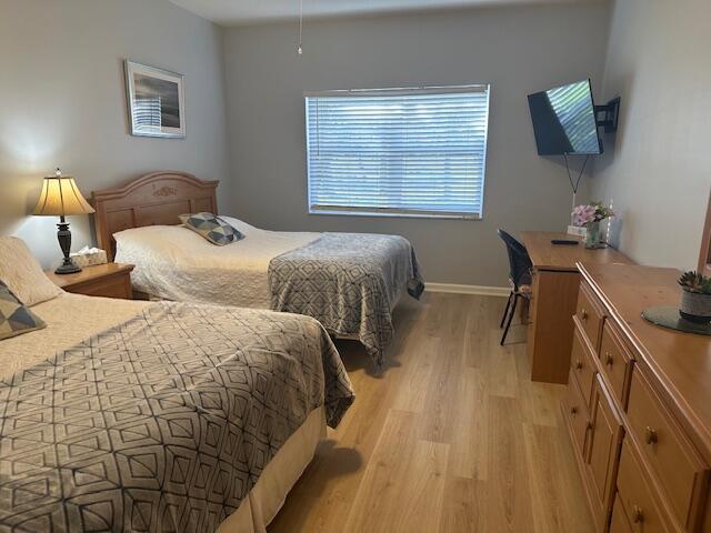 CASTLE PINES CONDOMINIUM - Residential Lease