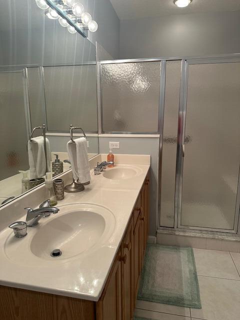 CASTLE PINES CONDOMINIUM - Residential Lease