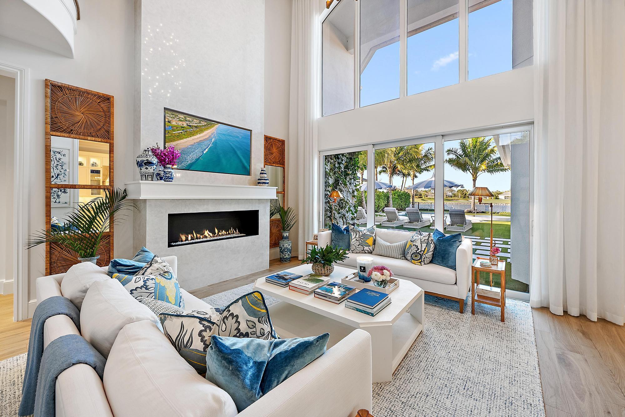 JUPITER COUNTRY CLUB - Residential