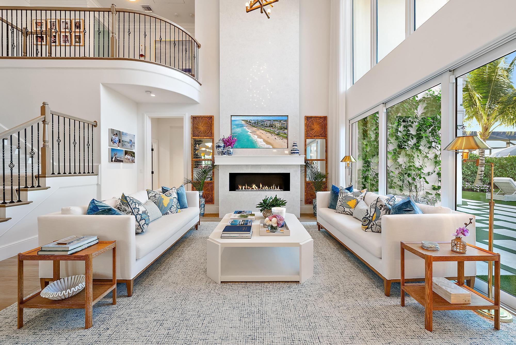 JUPITER COUNTRY CLUB - Residential