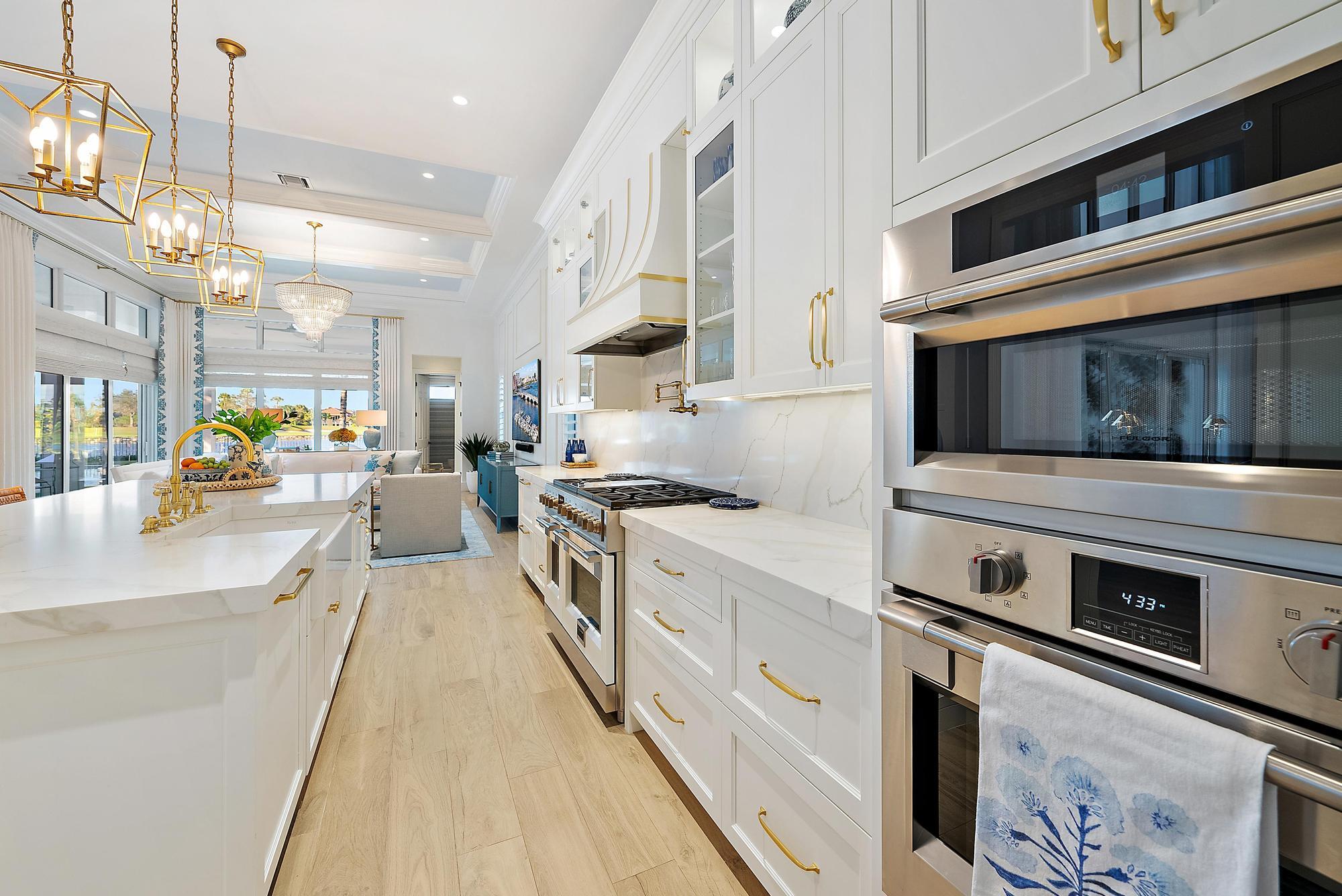 JUPITER COUNTRY CLUB - Residential