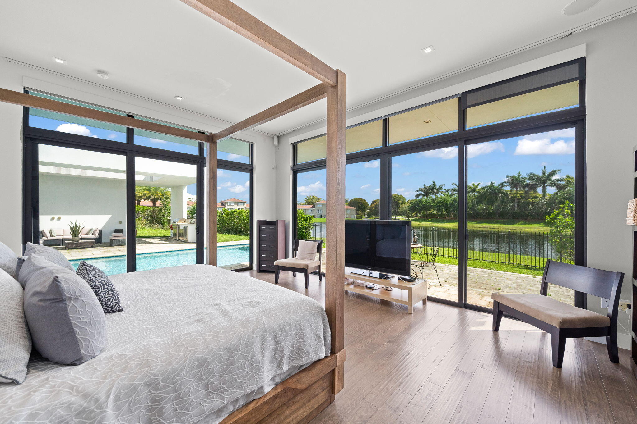 WESTON ESTATES - Residential