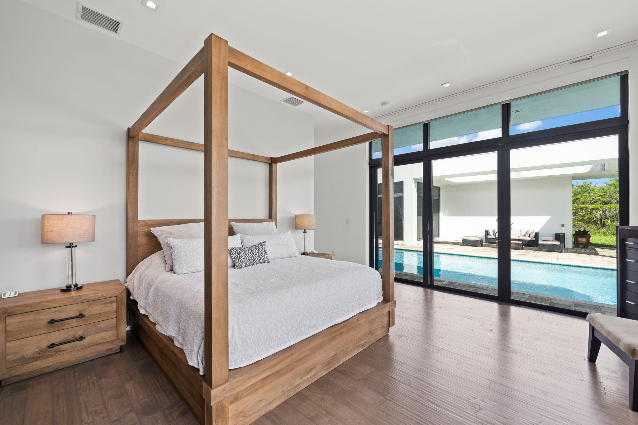 WESTON ESTATES - Residential