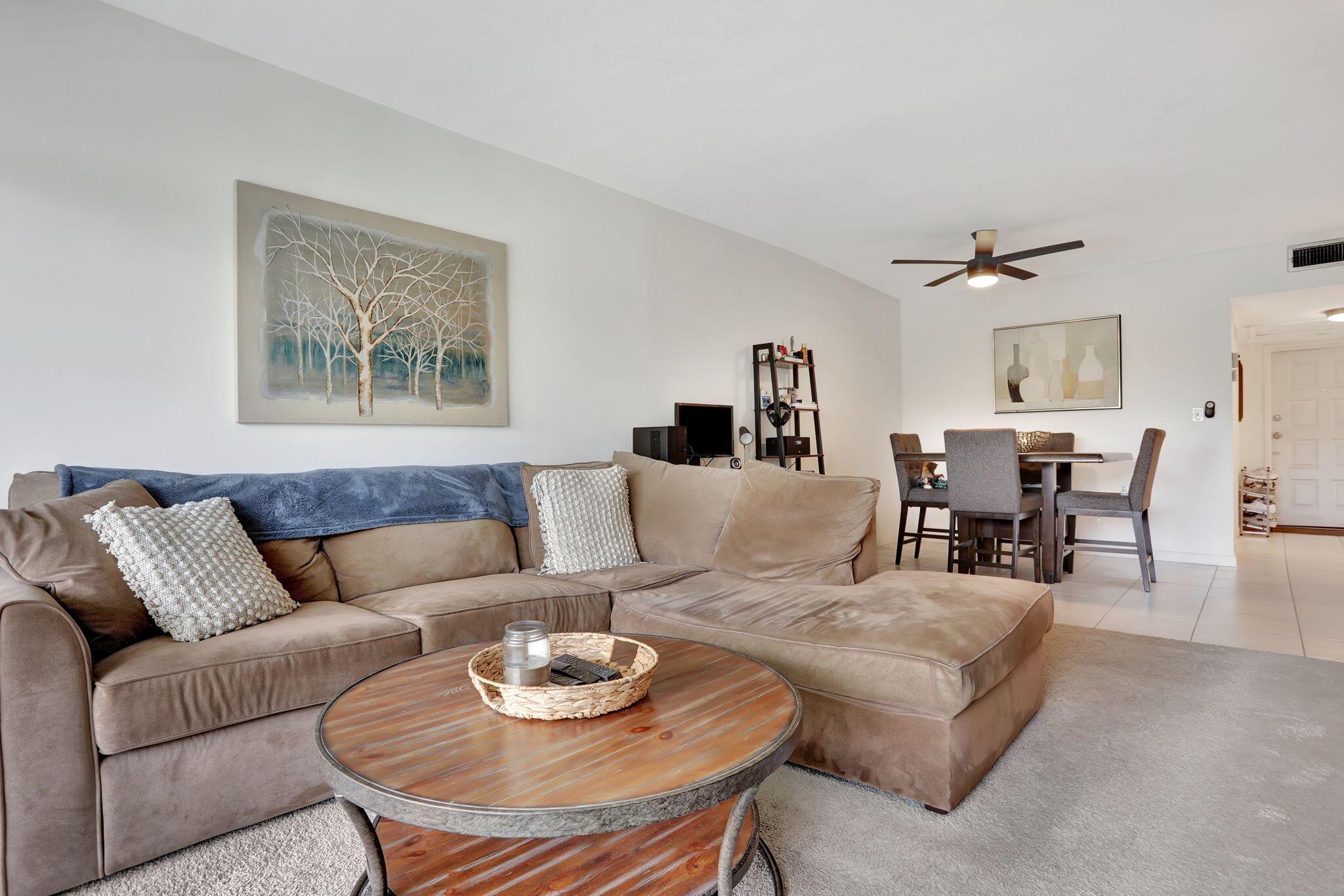 NO 6 PALM-AIRE COUNTRY CL - Residential Lease