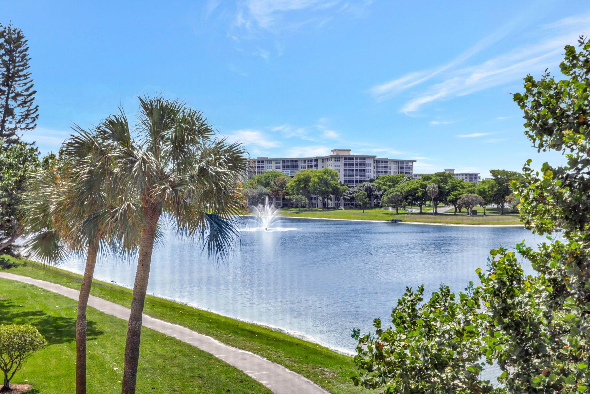 NO 6 PALM-AIRE COUNTRY CL - Residential Lease