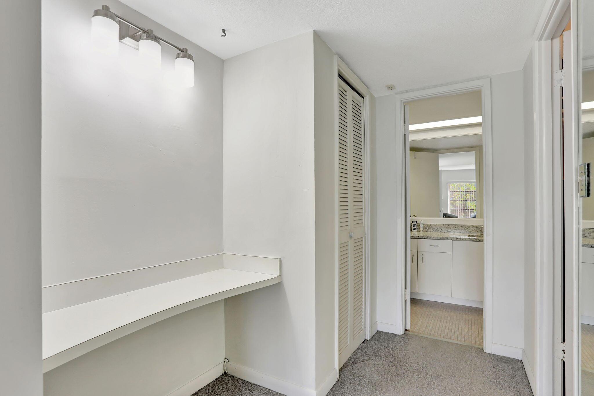 NO 6 PALM-AIRE COUNTRY CL - Residential Lease