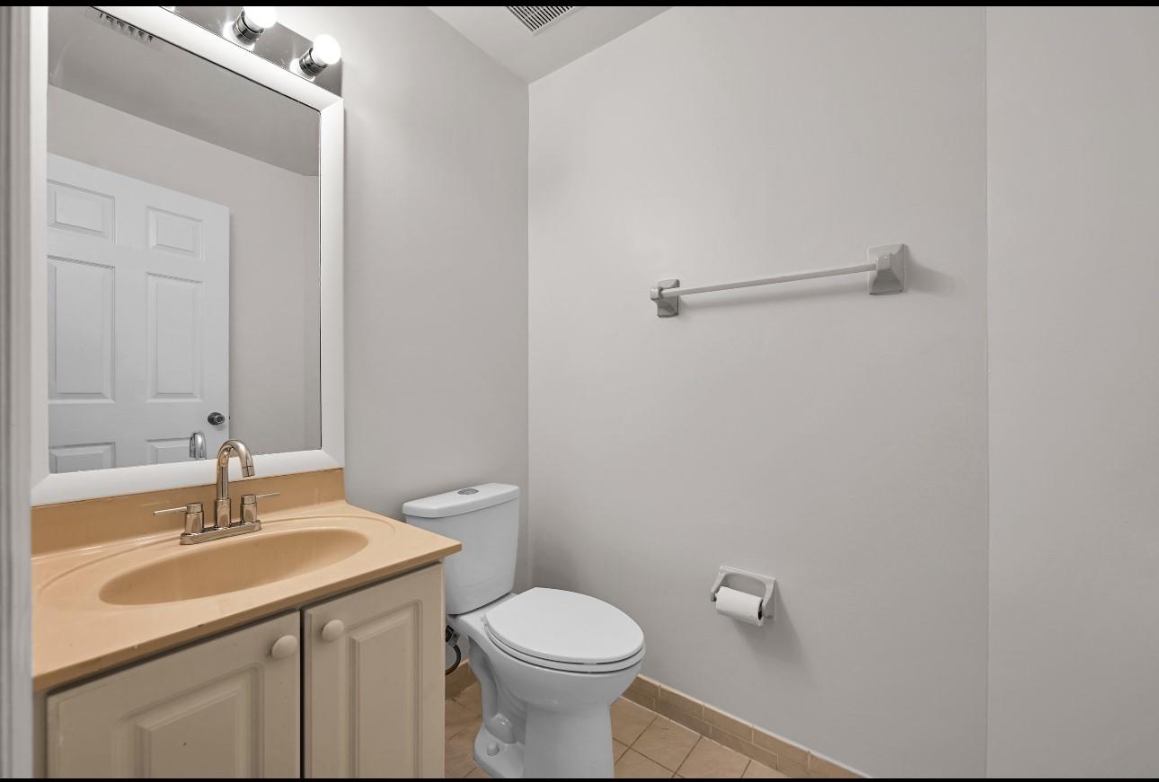 West Park-East Prcl 142-1 - Residential Lease