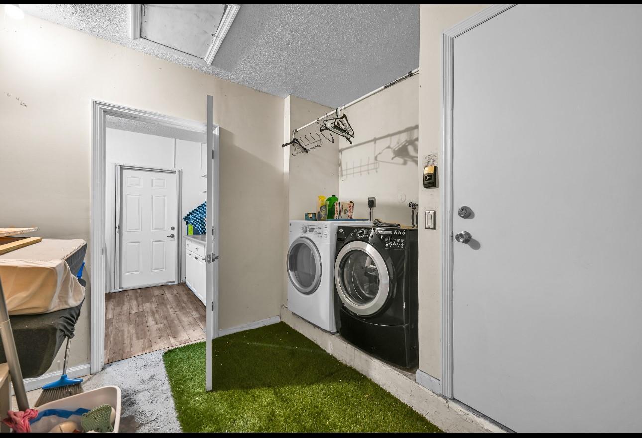 West Park-East Prcl 142-1 - Residential Lease