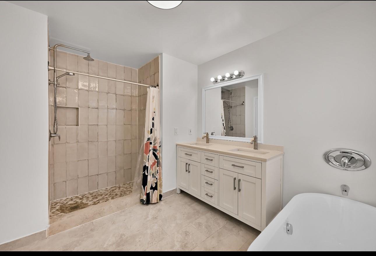 West Park-East Prcl 142-1 - Residential Lease