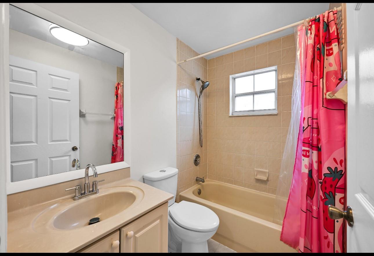 West Park-East Prcl 142-1 - Residential Lease