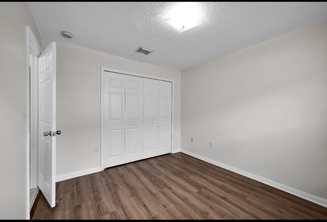 West Park-East Prcl 142-1 - Residential Lease