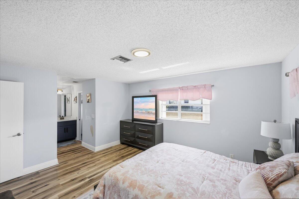 HIGH POINT OF FORT PIERCE CONDOMINIUM SECTION 2 - Residential