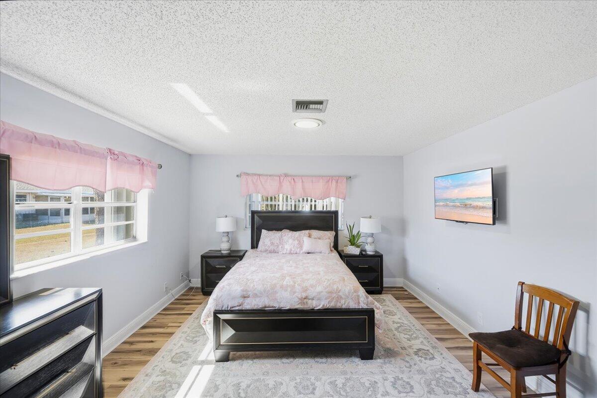 HIGH POINT OF FORT PIERCE CONDOMINIUM SECTION 2 - Residential