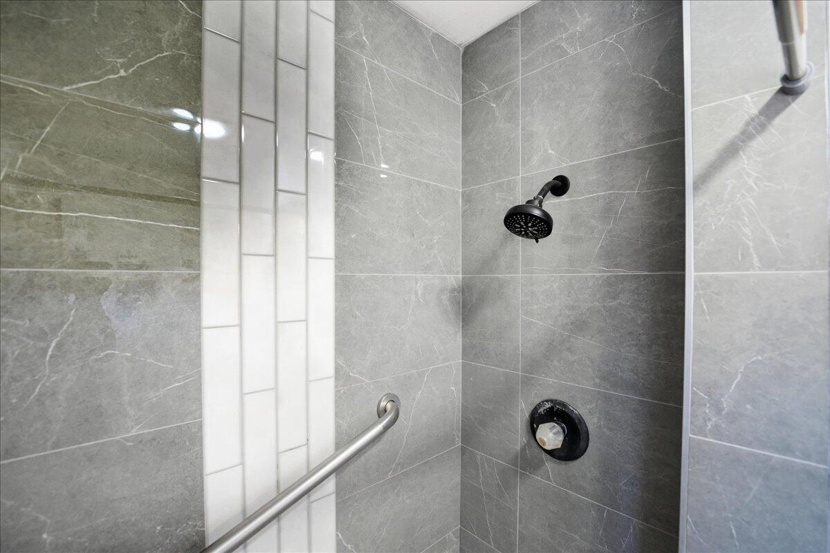 HIGH POINT OF FORT PIERCE CONDOMINIUM SECTION 2 - Residential