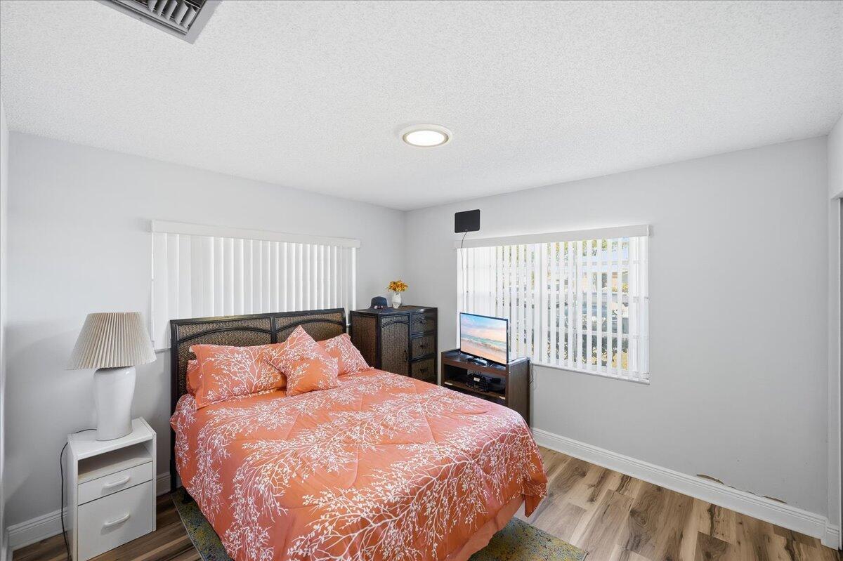 HIGH POINT OF FORT PIERCE CONDOMINIUM SECTION 2 - Residential