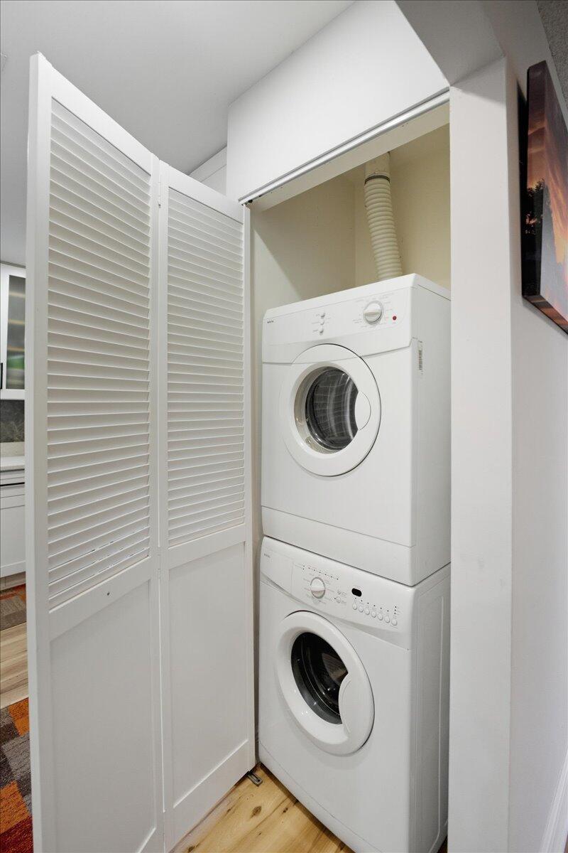 HIGH POINT OF FORT PIERCE CONDOMINIUM SECTION 2 - Residential