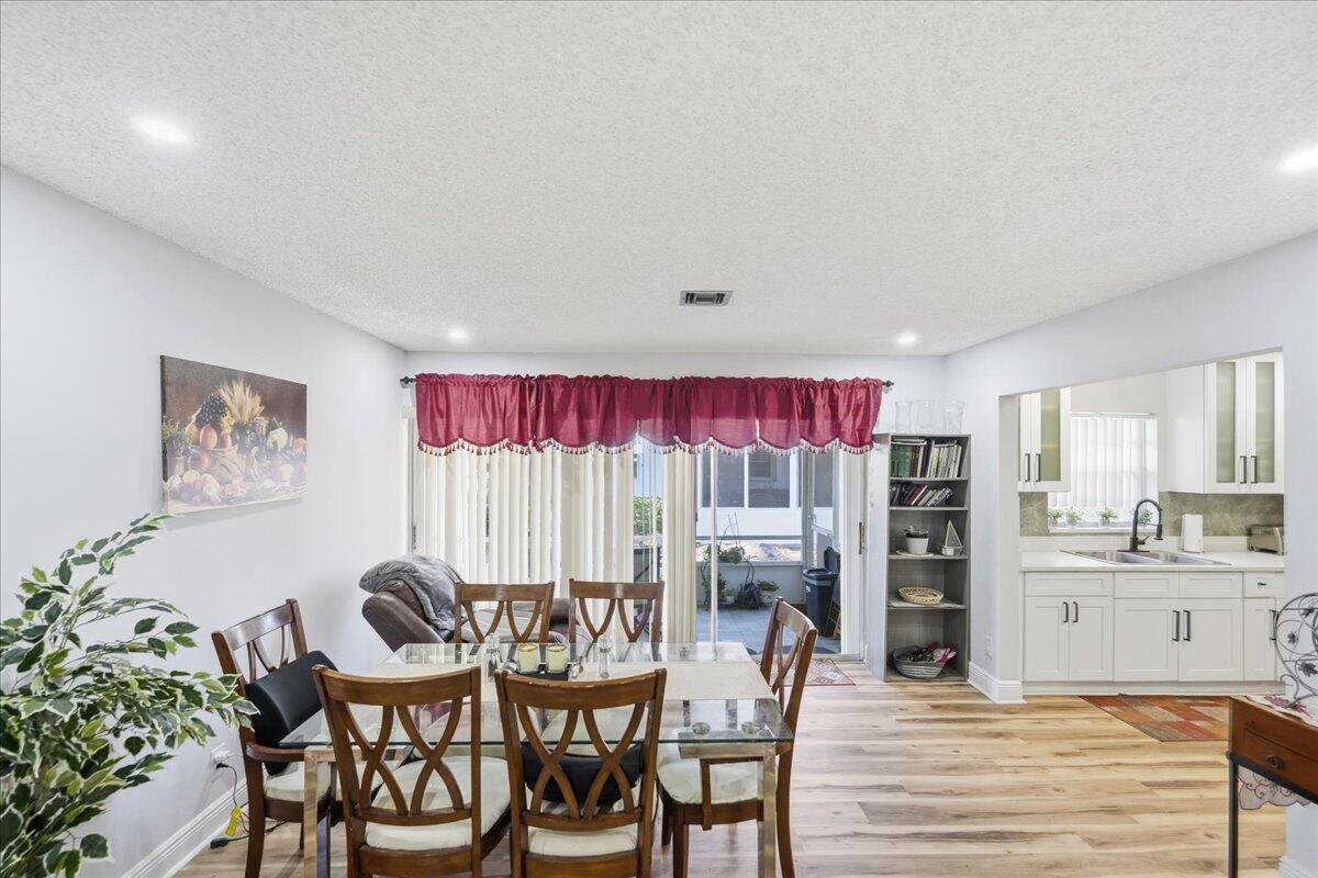 HIGH POINT OF FORT PIERCE CONDOMINIUM SECTION 2 - Residential