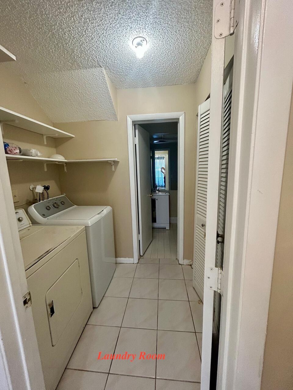 WOODLAKE VILLAGE TOWNHOME - Residential