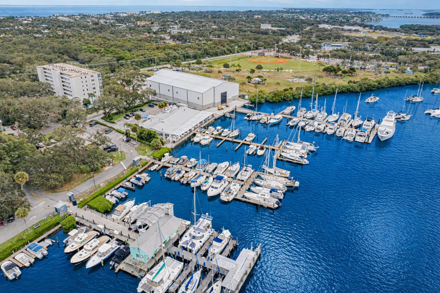 VERO TOWERS - Residential Lease