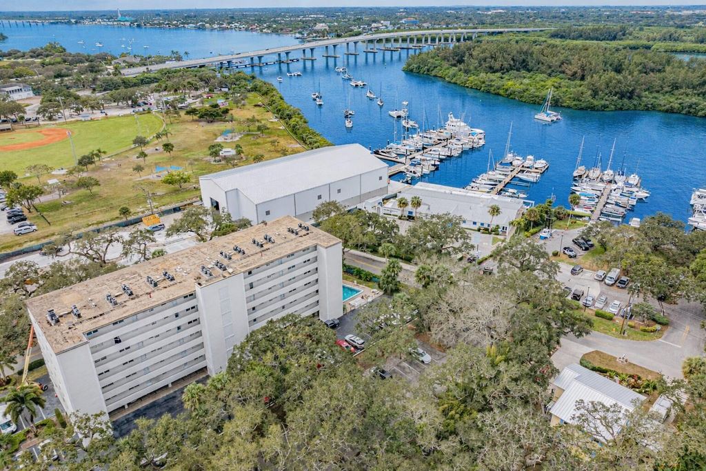 Photo of 275 Date Palm Road #401, Vero Beach, FL 32963 (MLS # B26004303)