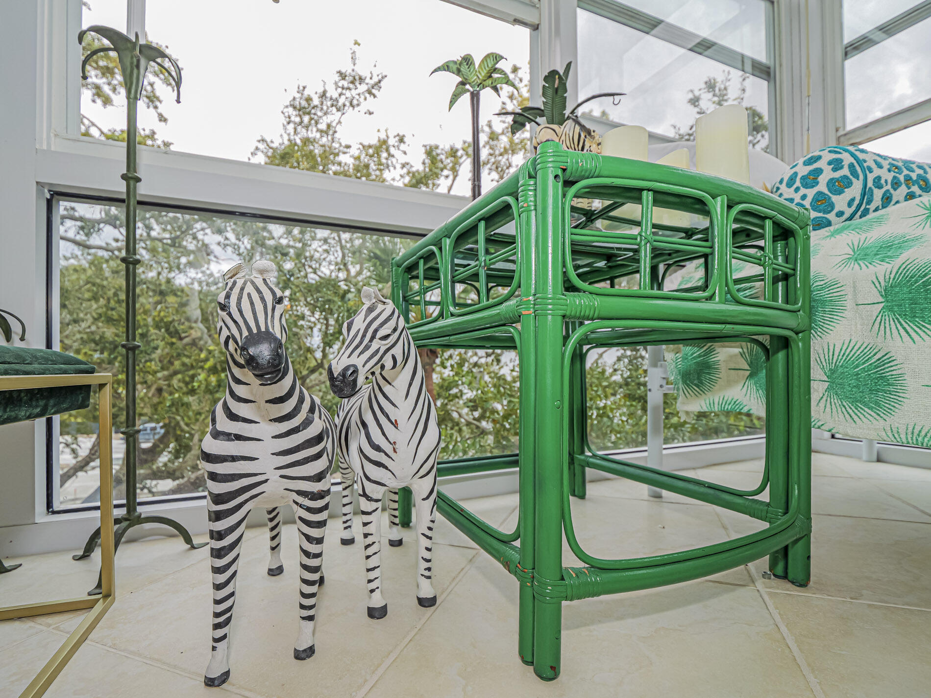 VERO TOWERS - Residential Lease