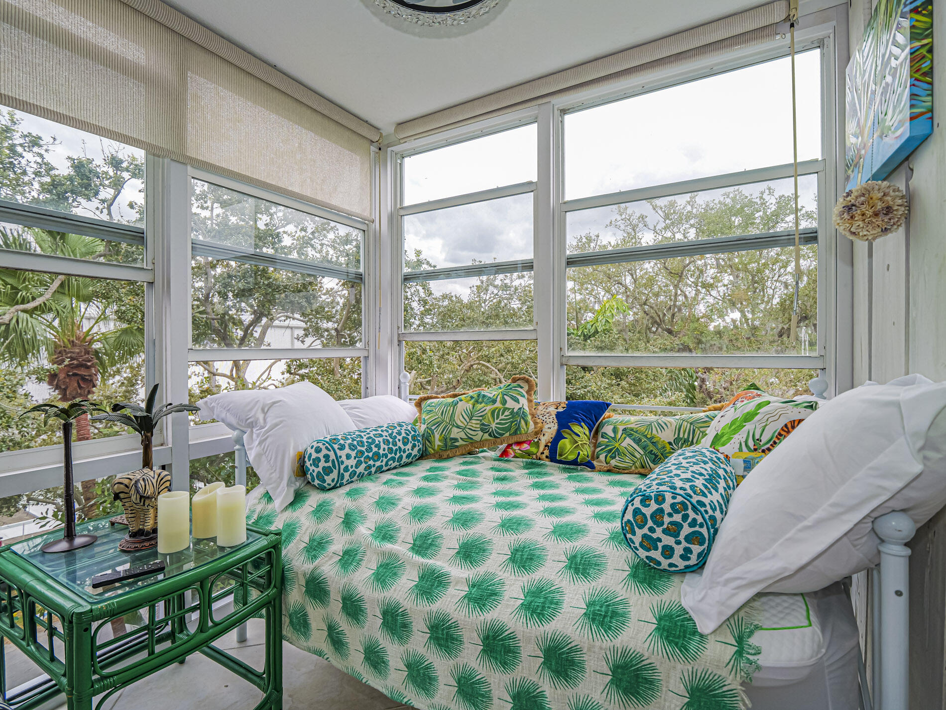 VERO TOWERS - Residential Lease