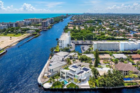 Tiny photo for 1555 SE 14th Court, Deerfield Beach, FL 33441 (MLS # F10534113)