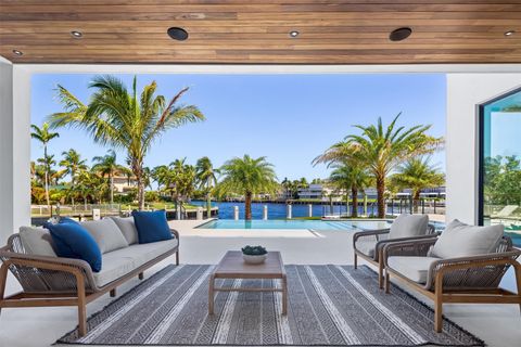 Photo of 1555 SE 14th Court, Deerfield Beach, FL 33441 (MLS # F10534113)