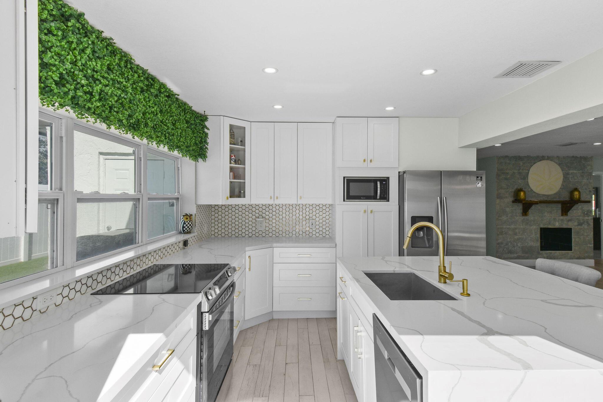 EASTWAY PARK SEC 3 - Residential