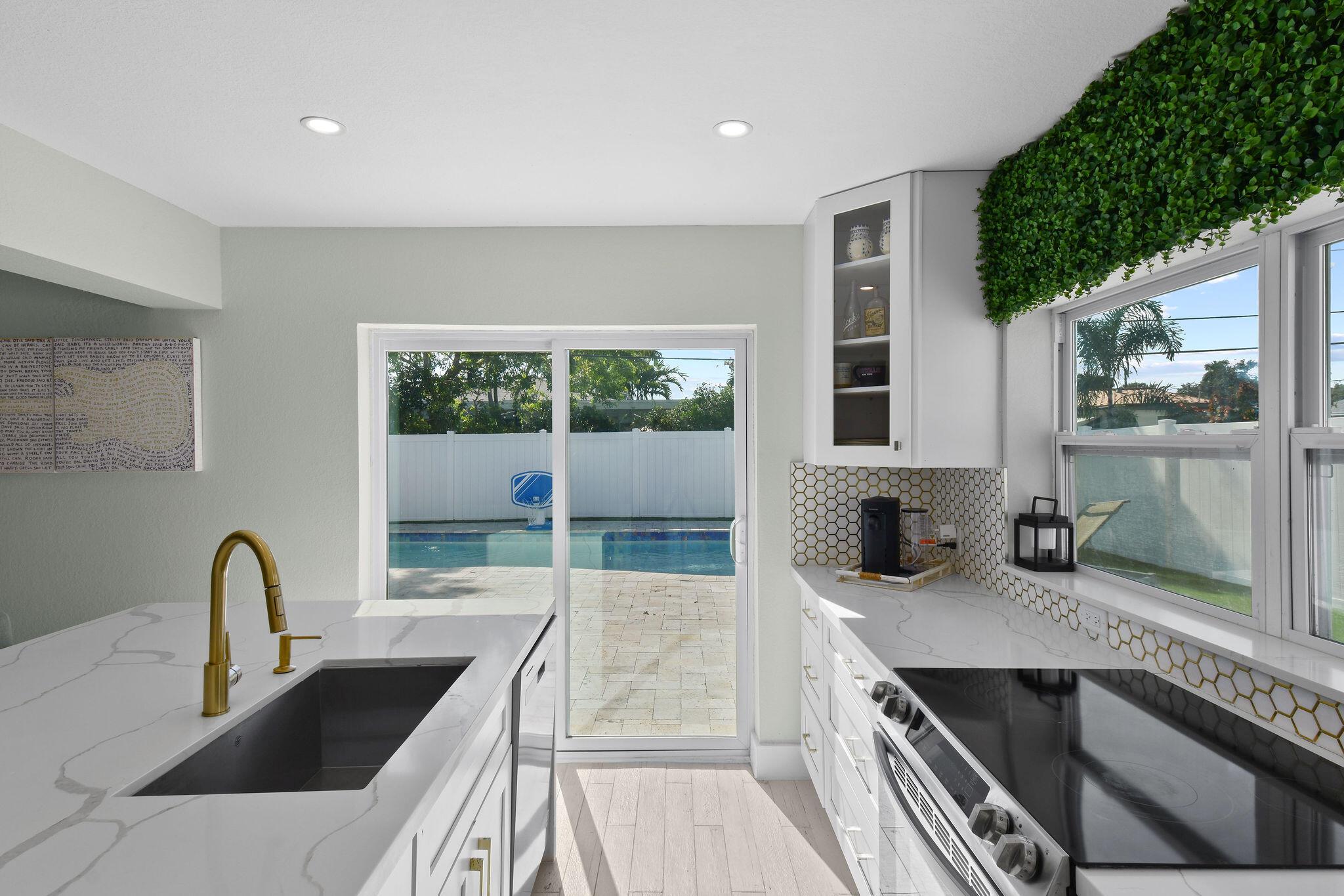 EASTWAY PARK SEC 3 - Residential