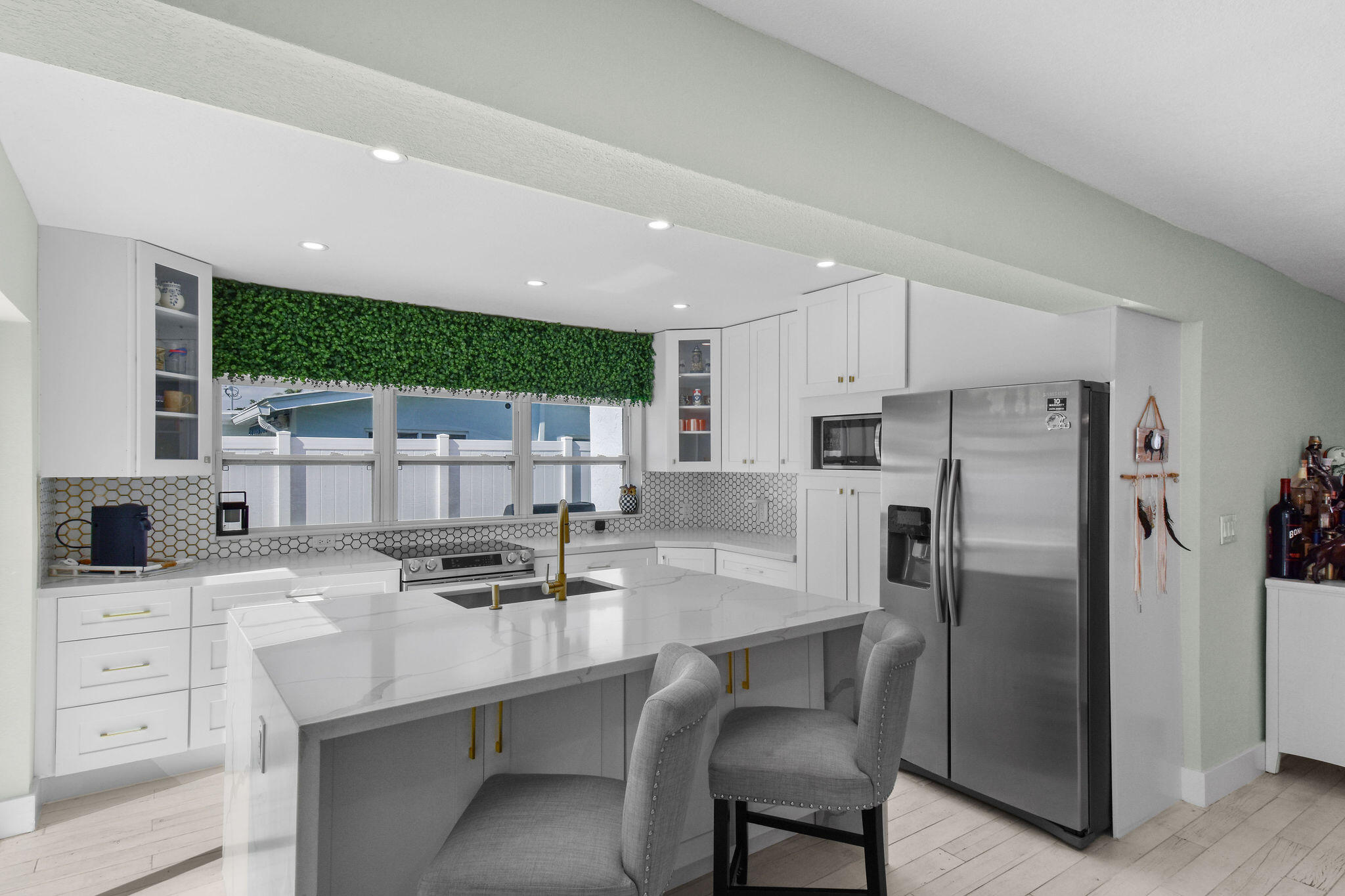 EASTWAY PARK SEC 3 - Residential