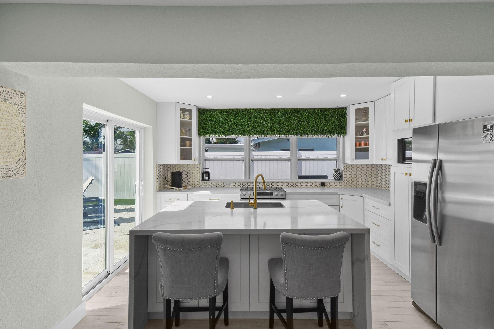 EASTWAY PARK SEC 3 - Residential