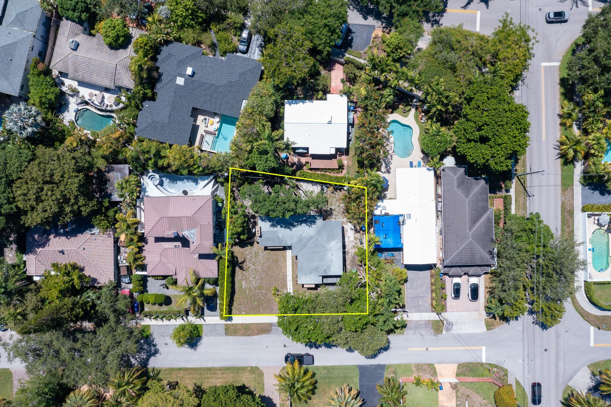 643 NE 18th Ave
