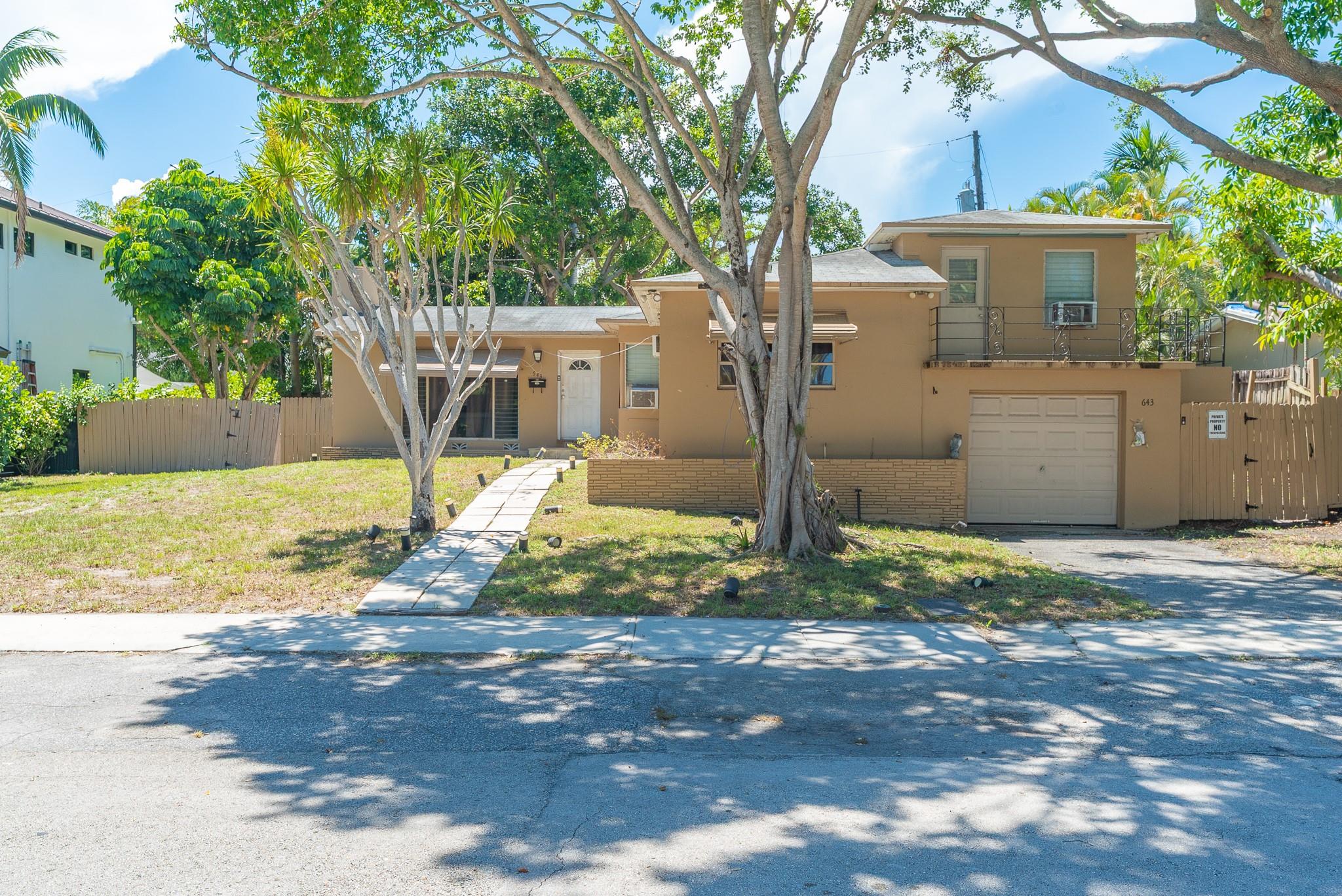 The List Price of $832,870.00 is the BCPA Just Market Value and is for reference purposes only. The final bid price for the Property shall be determined by competitive bidding at the Auction and is subject to the approval of the Estate’s Personal Representative. The Property is sold "As-Is, Where-Is" with no representations, warranties or guarantees of any kind, whether stated or implied. Buyers must conduct their own due diligence. The Live Auction will take place at 11:00 AM ET on Friday, October 17th, 2025, at the Renaissance Fort Lauderdale Marina Hotel. There will be a 6% Buyer’s Premium added to the final bid.
Fisher Auction Company is pleased to present this 3 bedroom, 2 Bathroom Single Family Home on a Large 8,880± SF Lot, zoned RS-8, and located in the Heart of Victoria Park.