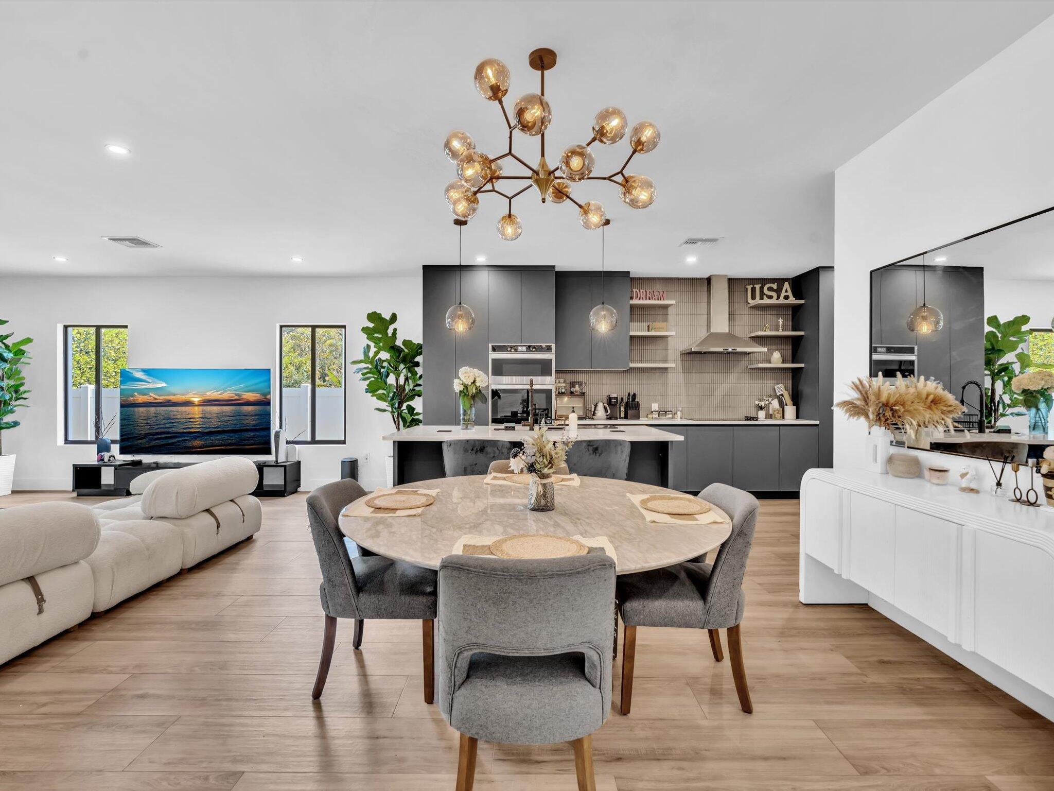 LAUDERDALE PARK 6-33 1/2 - Residential