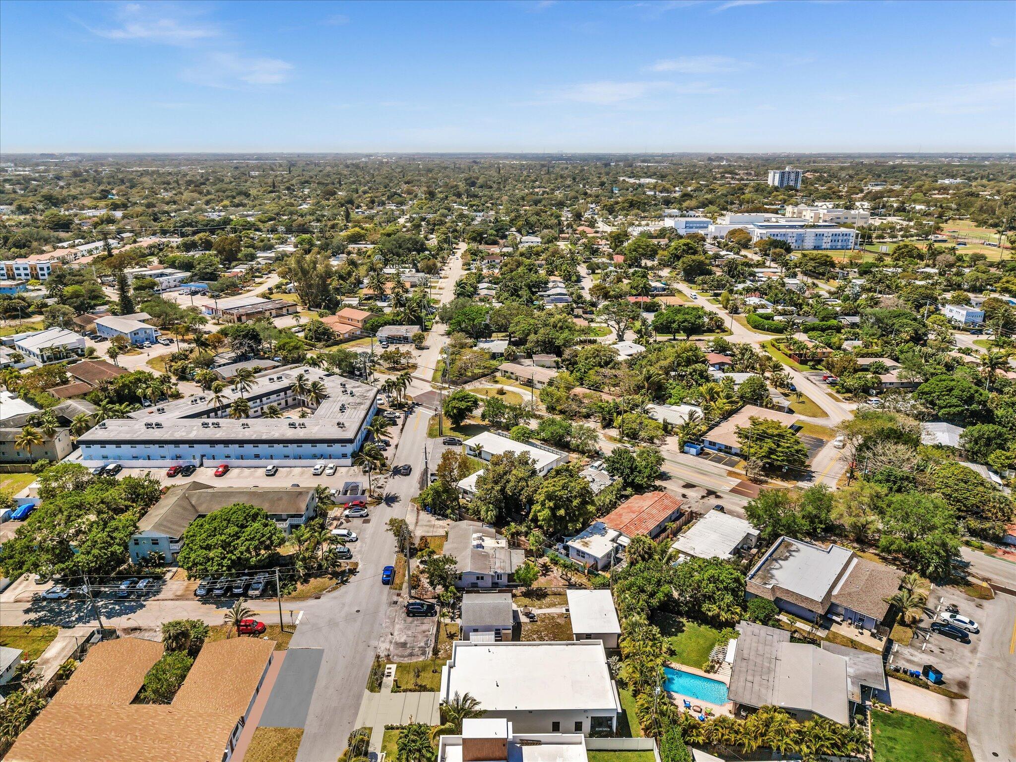 LAUDERDALE PARK 6-33 1/2 - Residential