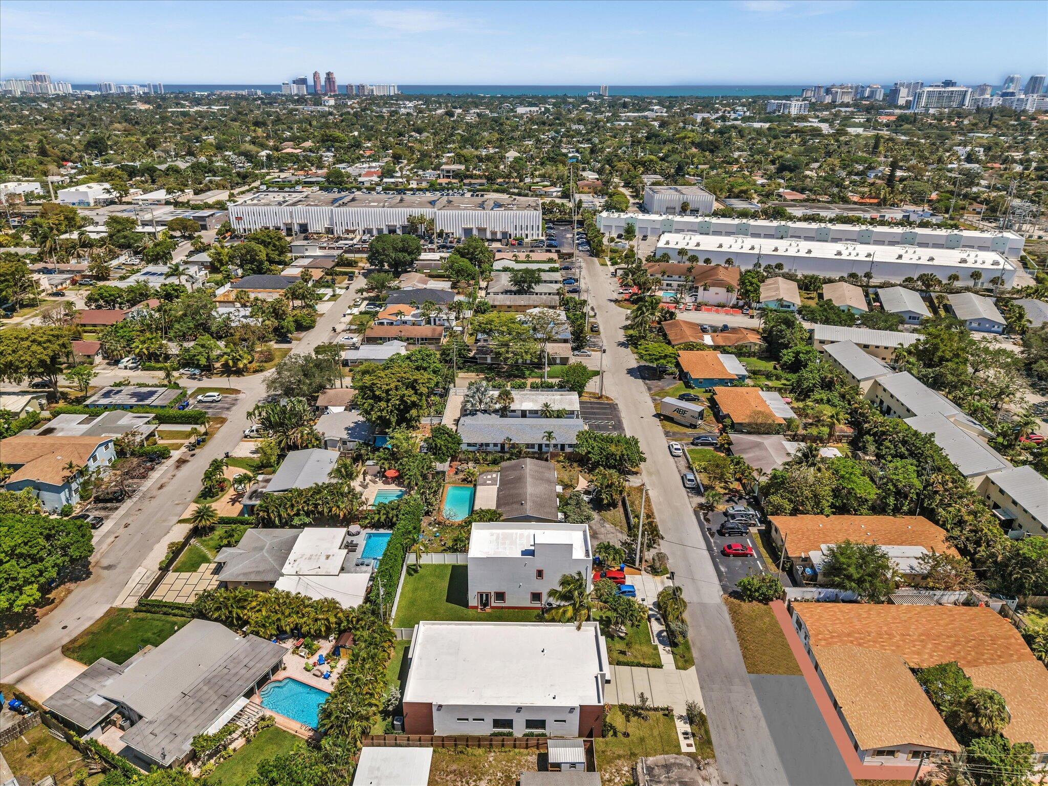 LAUDERDALE PARK 6-33 1/2 - Residential